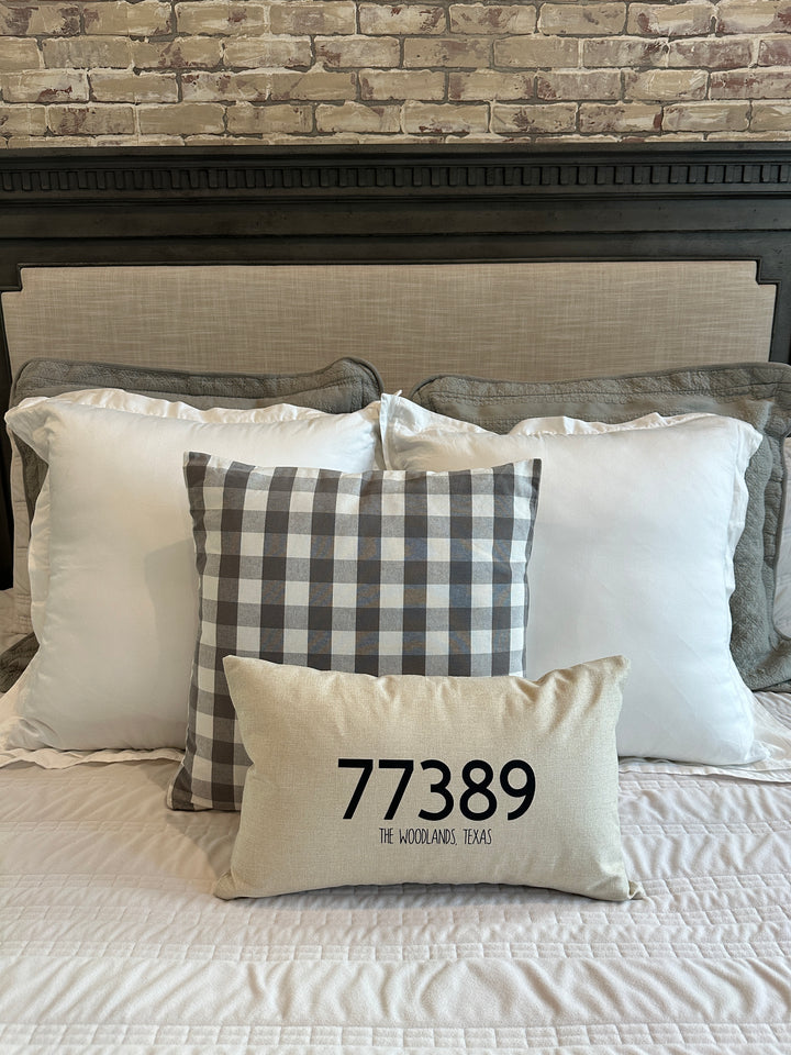 77389 Throw Pillow