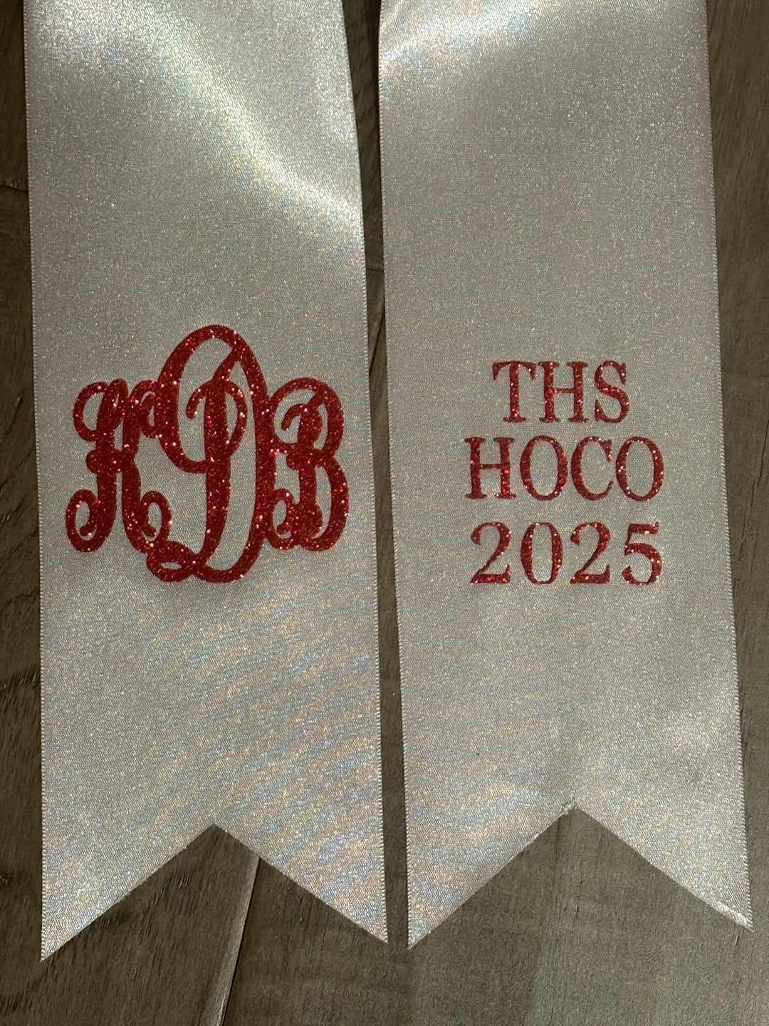 🎓 Mark the Moment — Personalized Ribbon Ties for Flowers & Keepsakes